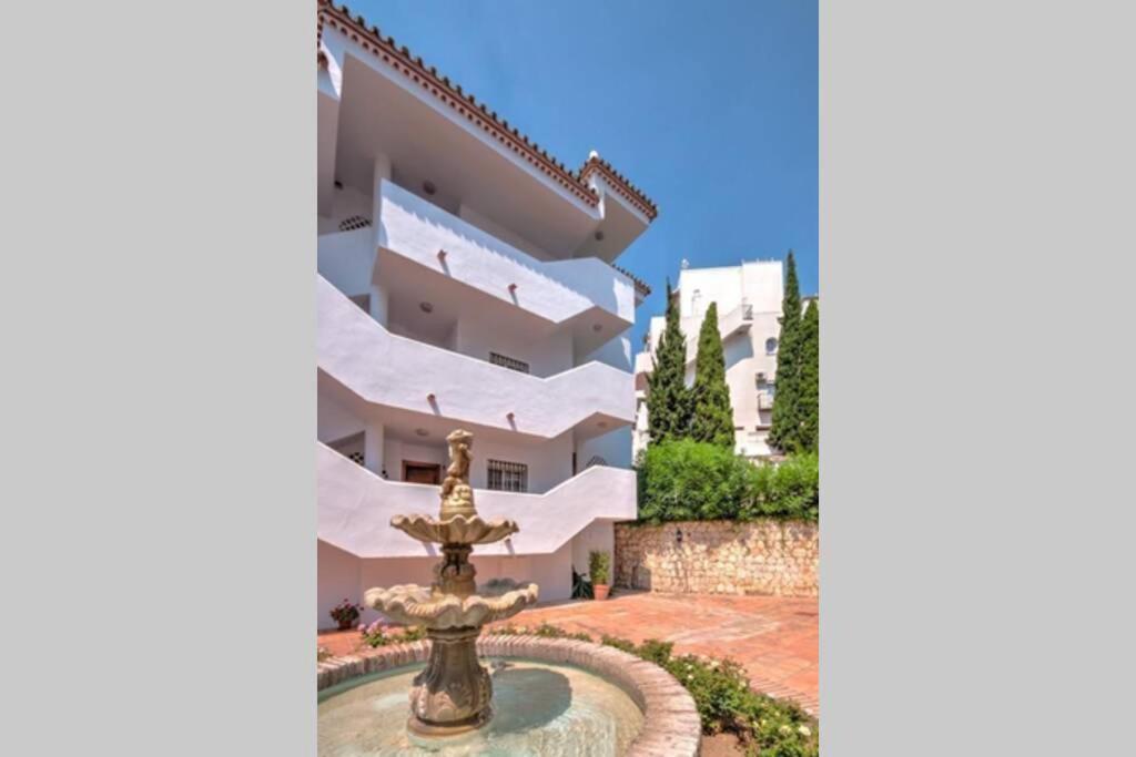 Macas Apartment Parque De La Paloma Pueblo Quinta Benalmadena Con Vistas Al Mar Piscina Y A 3 Minutos De La Playa Benalmádena Exterior photo